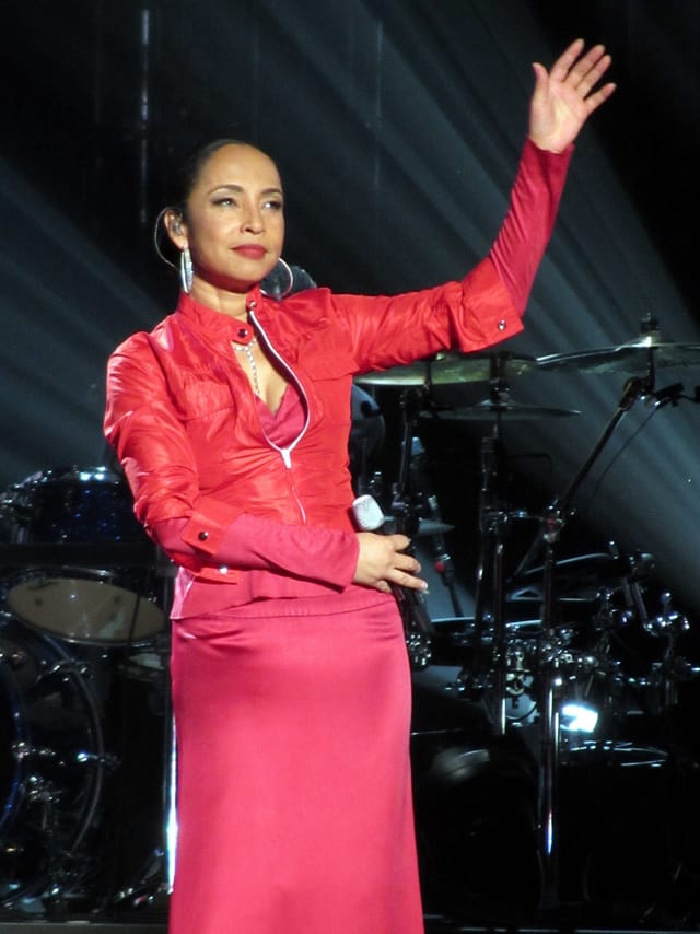 Sade Adu